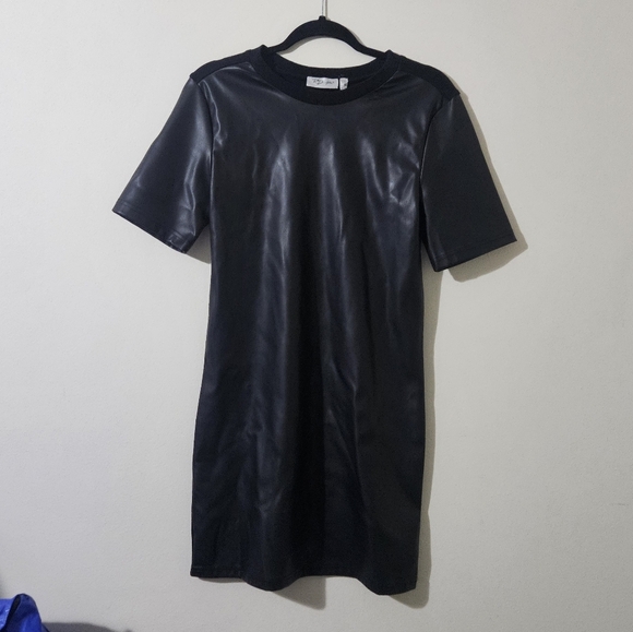 RD Style Leather Dress - Picture 2 of 6